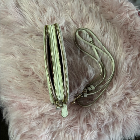 Coach Cream and Pink Floral Crossbody Bag - Picture 3 of 5